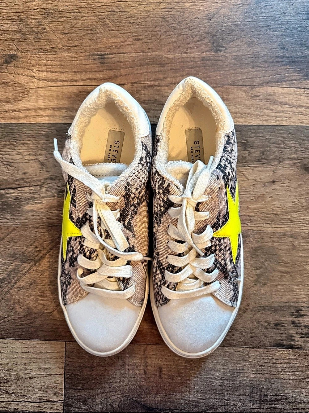 Steven New York Reeves Snake Print Neon Yellow Star Sneaker Sneakers